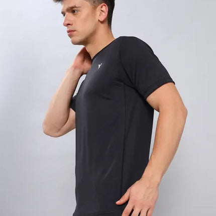 Men’s Solid Slim Fit Crew Neck T-Shirt with Advanced TECHNO COOL+ Fabric