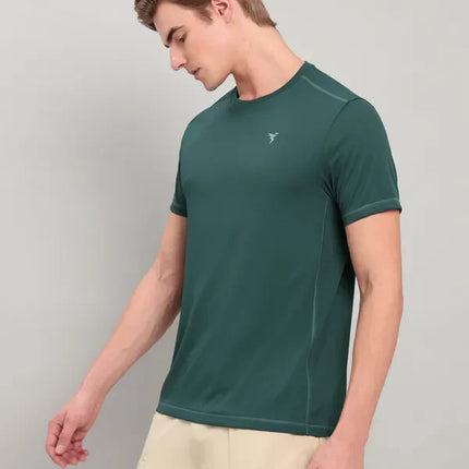 Men’s Solid Slim Fit Crew Neck T-Shirt with Advanced TECHNO COOL+ Fabric