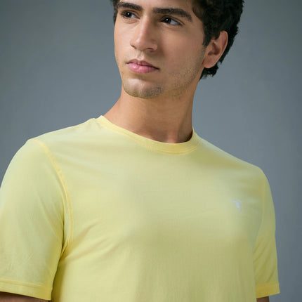 Men’s Solid Slim Fit Crew Neck T-Shirt with COTFLEX Innovation